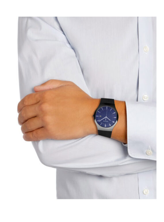 Bering-14640-227-2.jpg