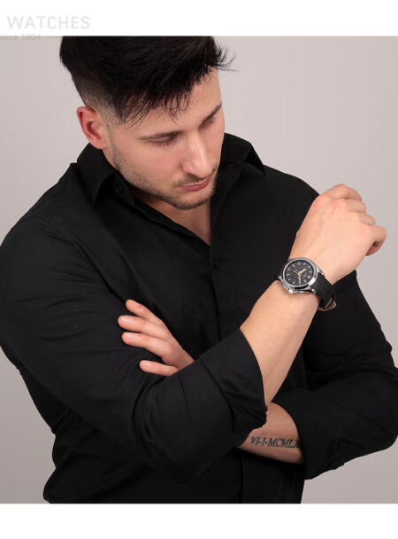 Philip-R8271618002-2.jpg